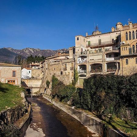 Hotel La Fonda Dels Pirineus Maçanet de Cabrenys Exteriér fotografie