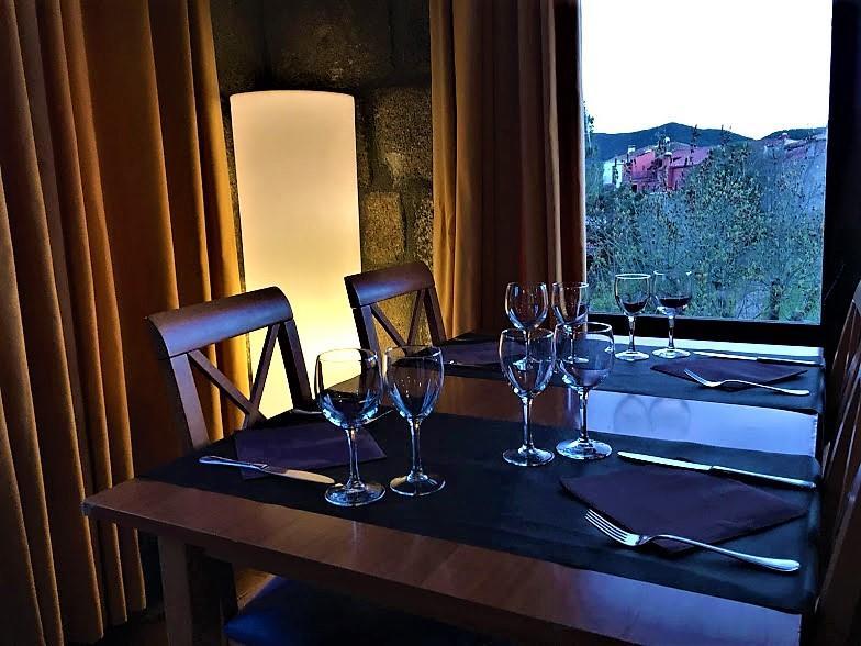 Hotel La Fonda Dels Pirineus Maçanet de Cabrenys Exteriér fotografie